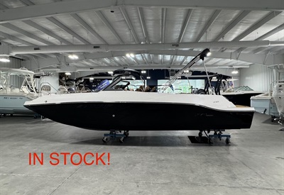 2027 Starcraft SVX 210 Black